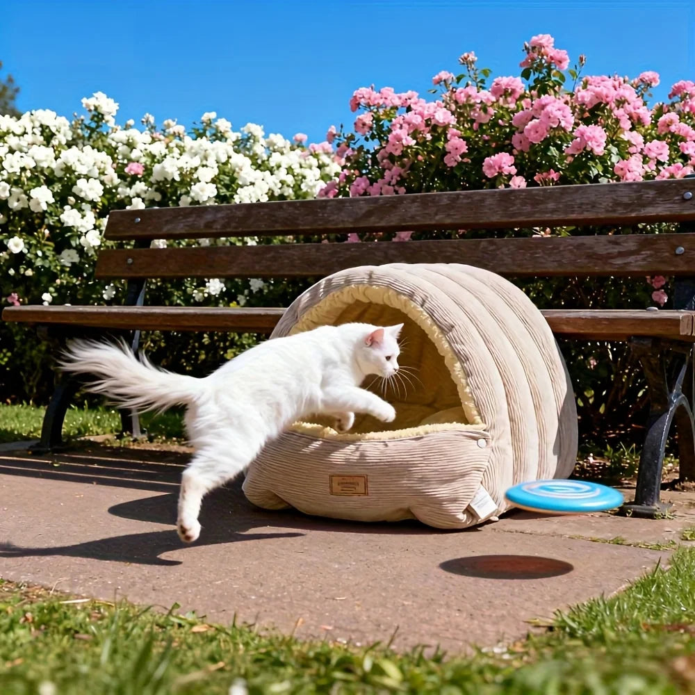 Winter Warm Cat Bed